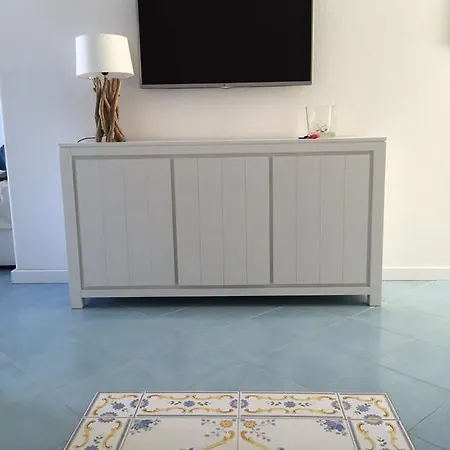 Apartment Pithecusa *